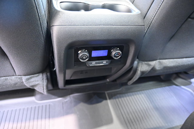 New 2027 Chevrolet Traverse LT w/ LPO, Floor Liner Package FWD image 27