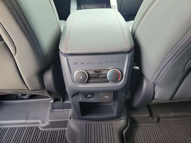 New 2026 Ford Explorer Active w/ Active Comfort Package AWD/4WD image 12