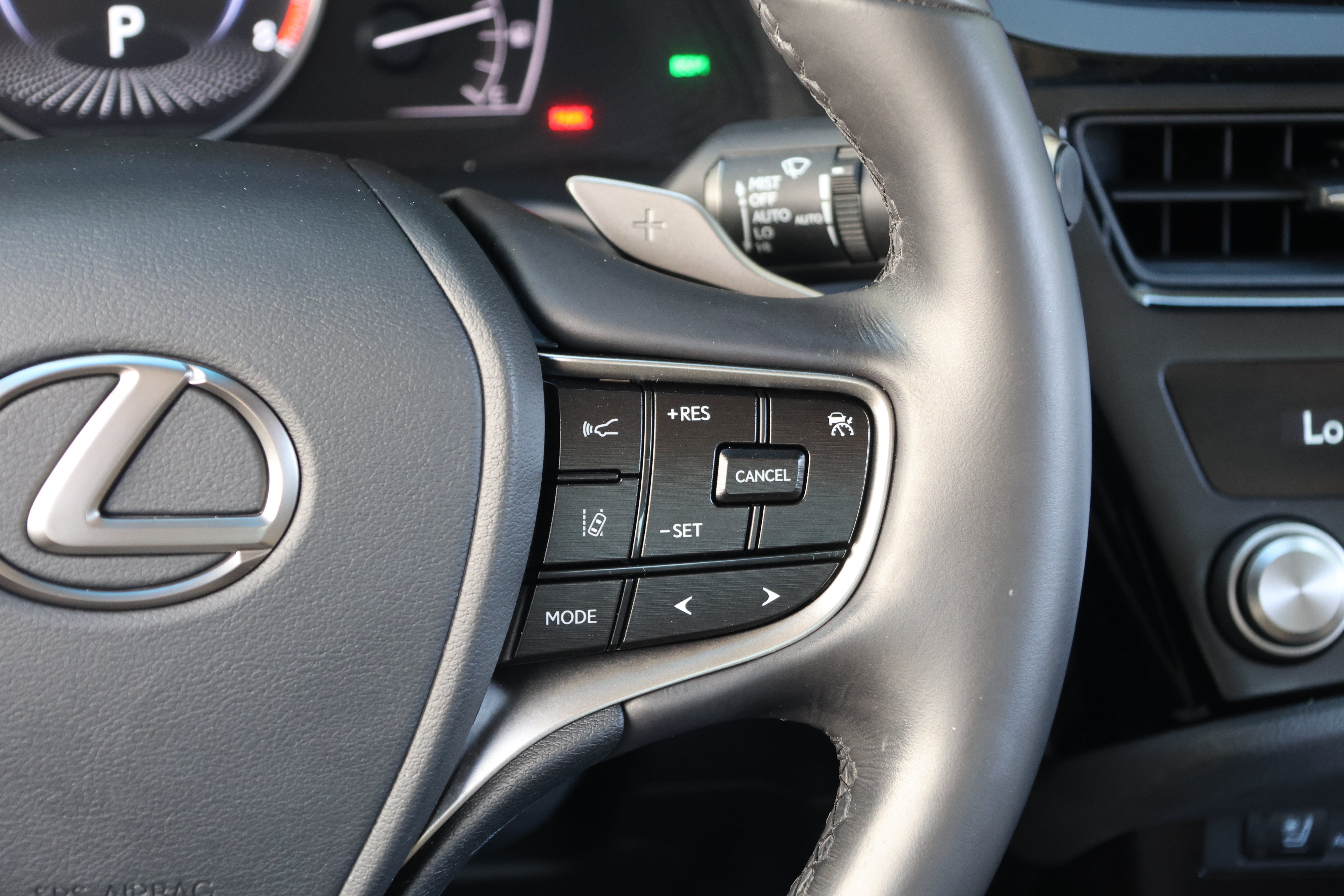 Certified 2024 Lexus ES 350 w/ Premium Package FWD image 29