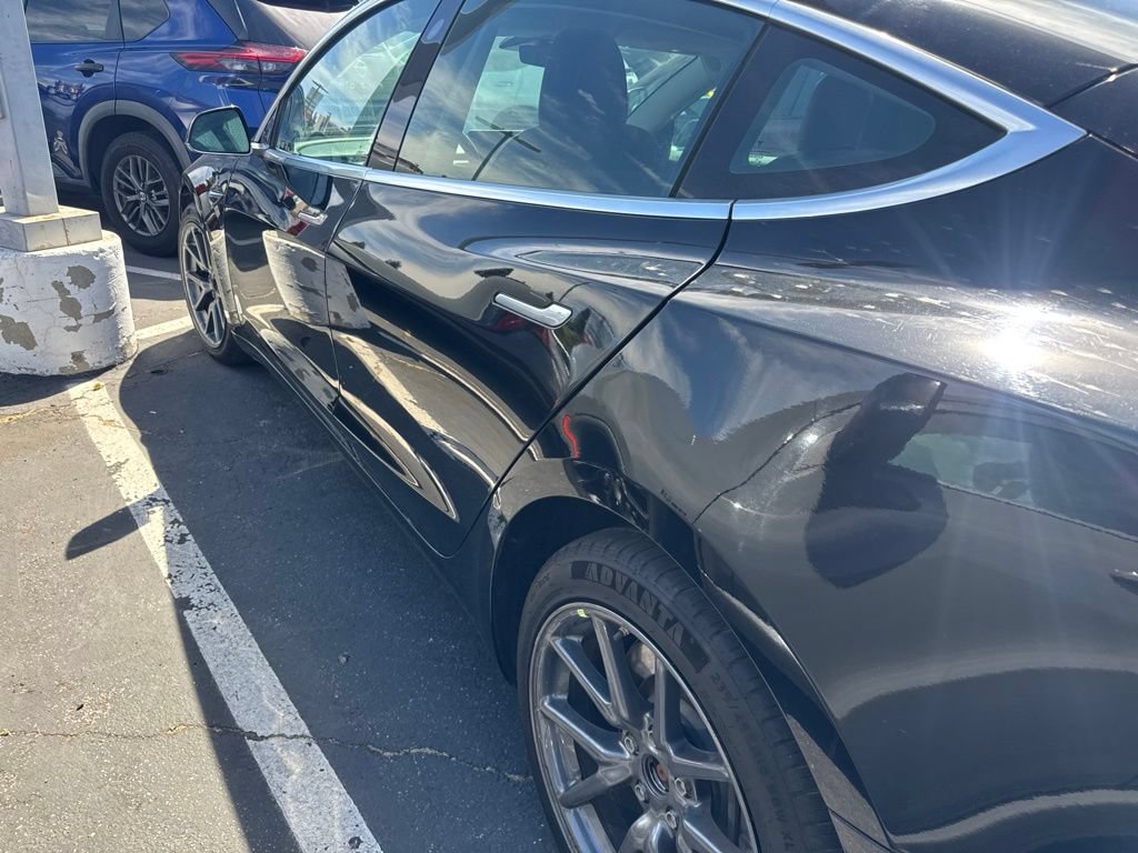 Used 2020 Tesla Model 3 Long Range AWD/4WD image 3
