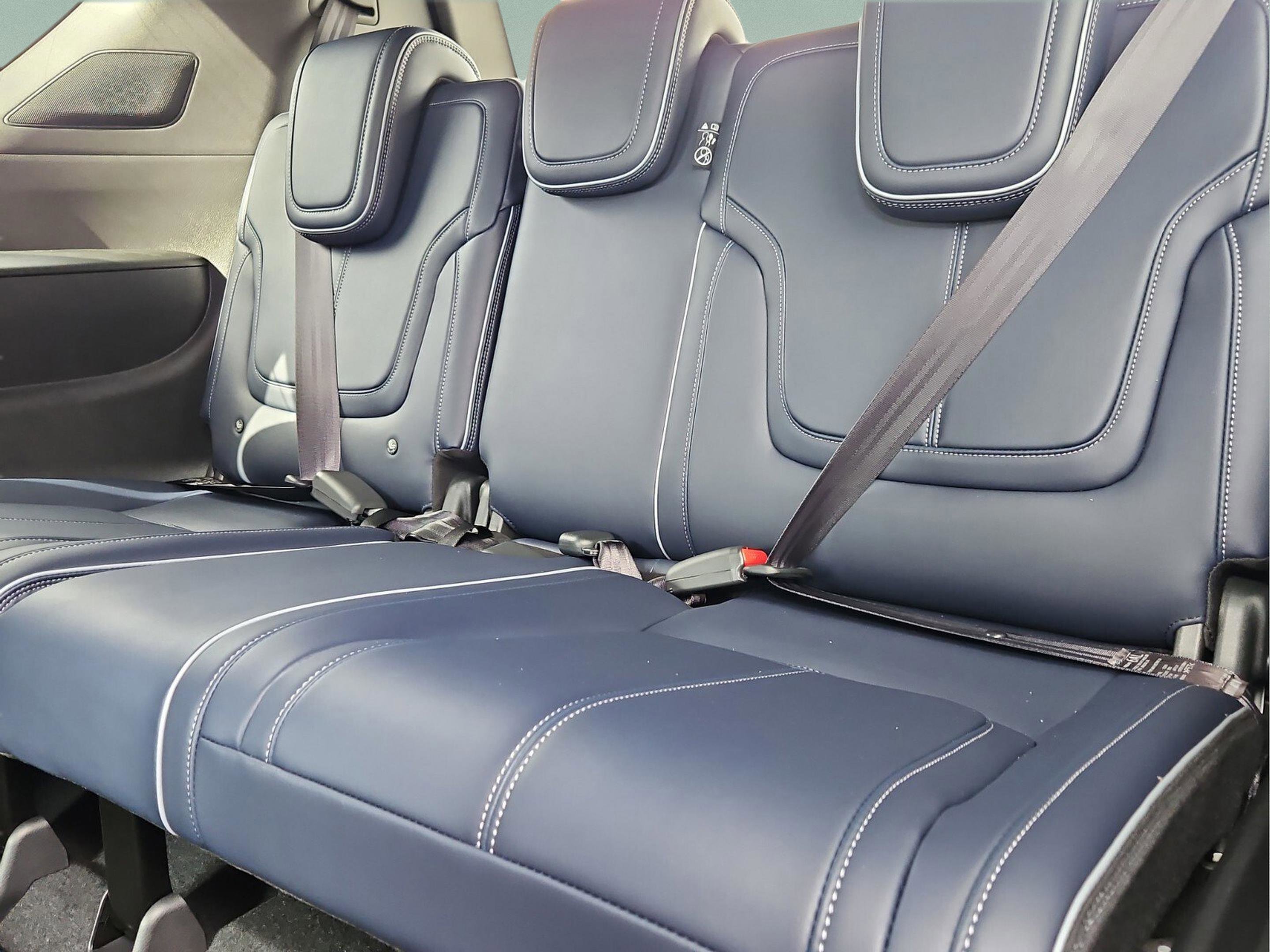 New 2026 INFINITI QX80 4WD w/ Sport Exterior Package image 10