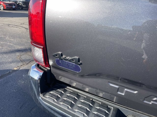 Used 2023 Toyota Tacoma SR5 w/ SX Package AWD/4WD image 5