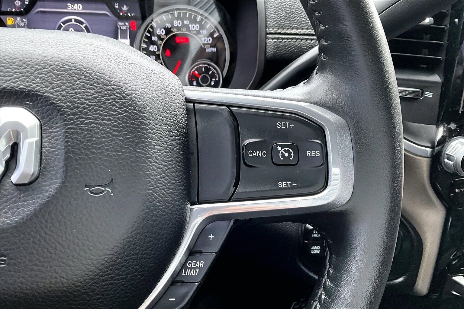 Used 2024 RAM 2500 Laramie AWD/4WD image 13