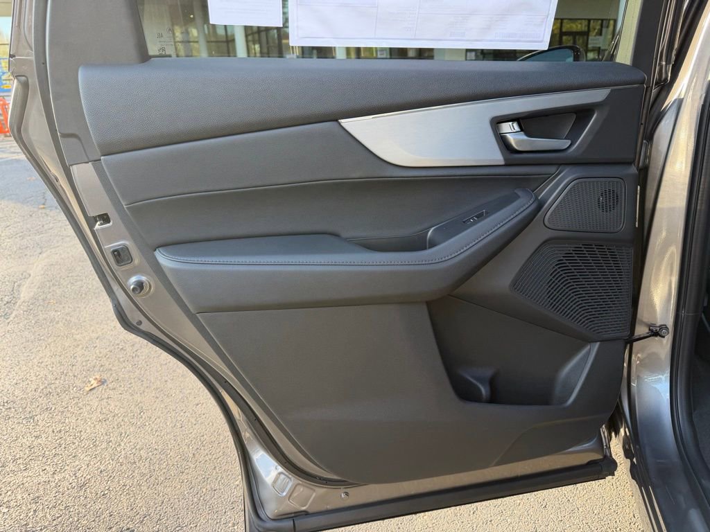 New 2026 Acura MDX SH-AWD image 27