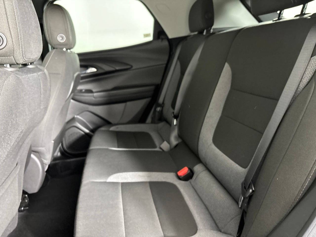 Used 2025 Chevrolet TrailBlazer LT AWD/4WD image 18