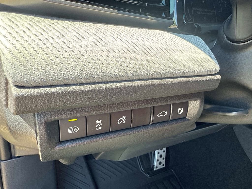 New 2026 Toyota Camry SE image 28