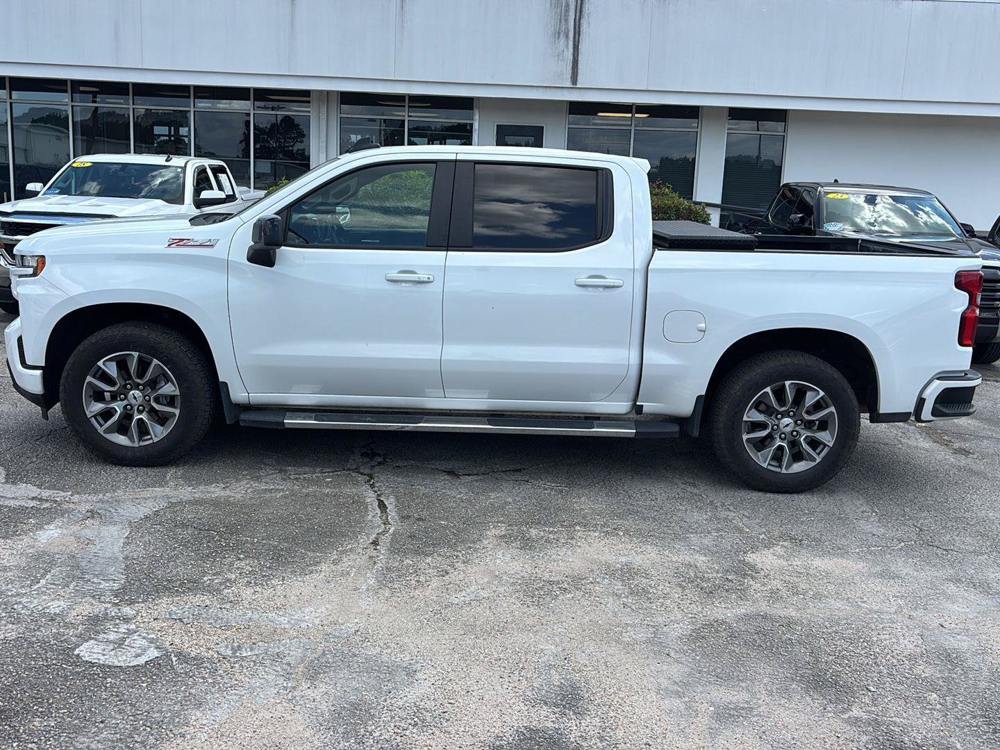 Used 2020 Chevrolet Silverado 1500 RST AWD/4WD image 4