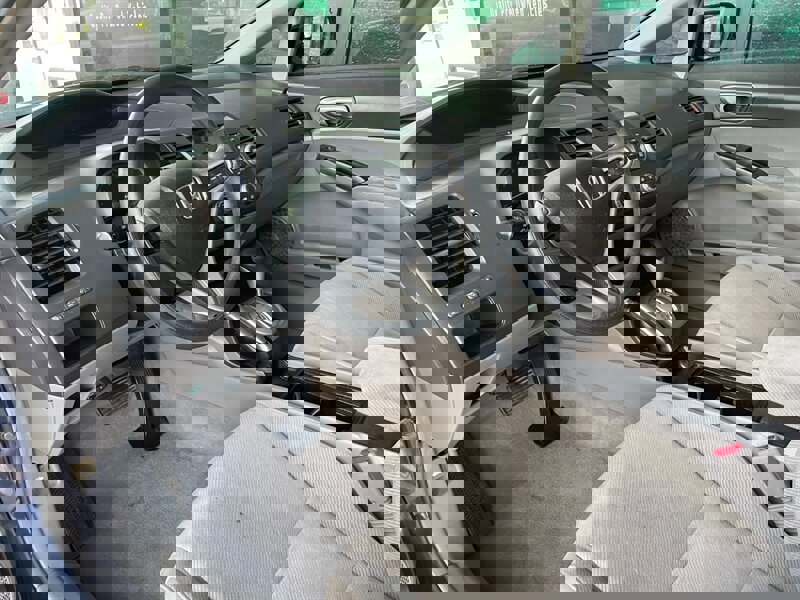 Used 2011 Honda Civic LX image 16