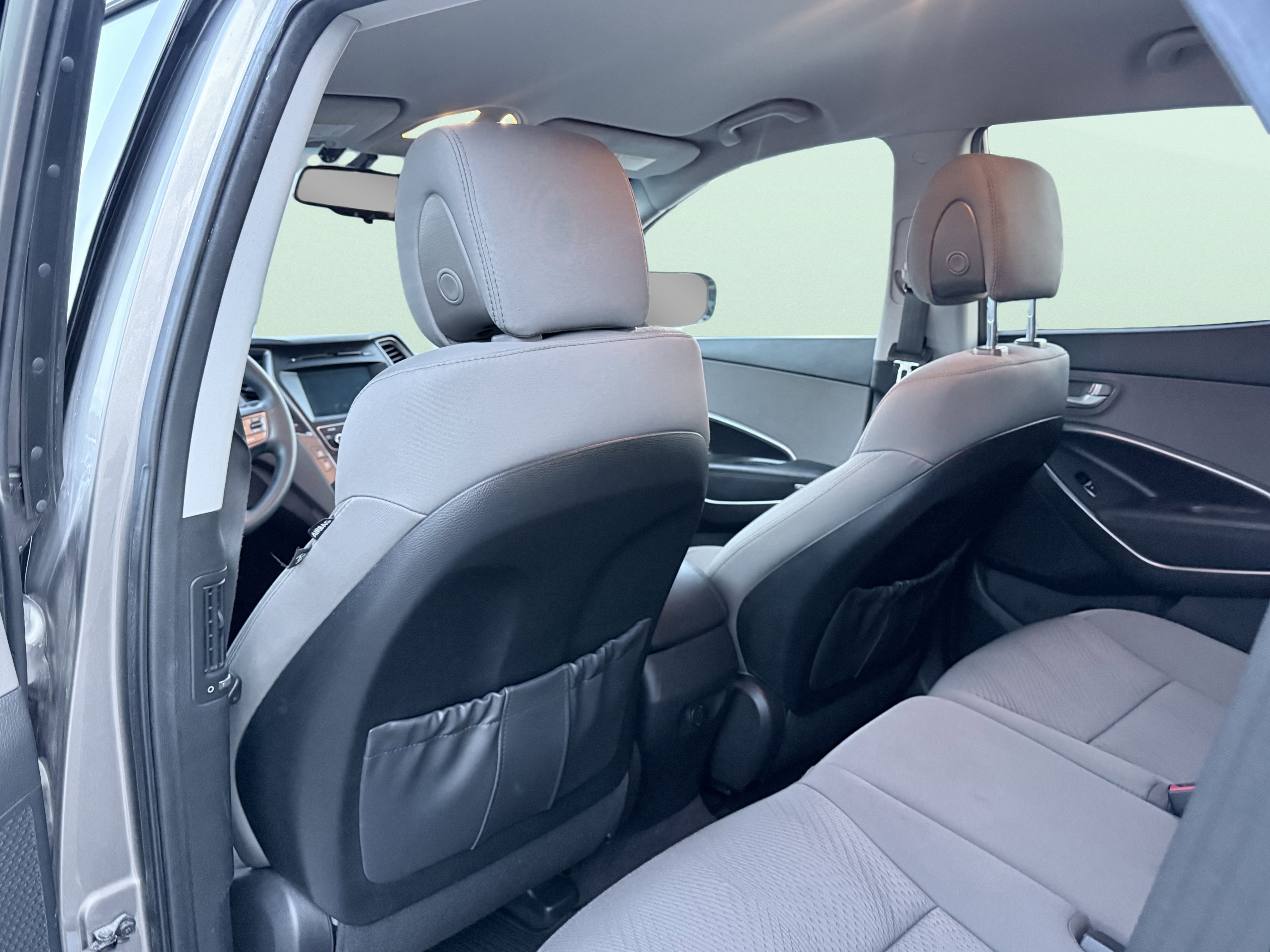 Used 2017 Hyundai Santa Fe Sport FWD image 30