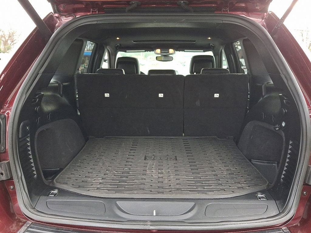 Used 2021 Jeep Grand Cherokee Limited w/ Premium Lighting Group image 29