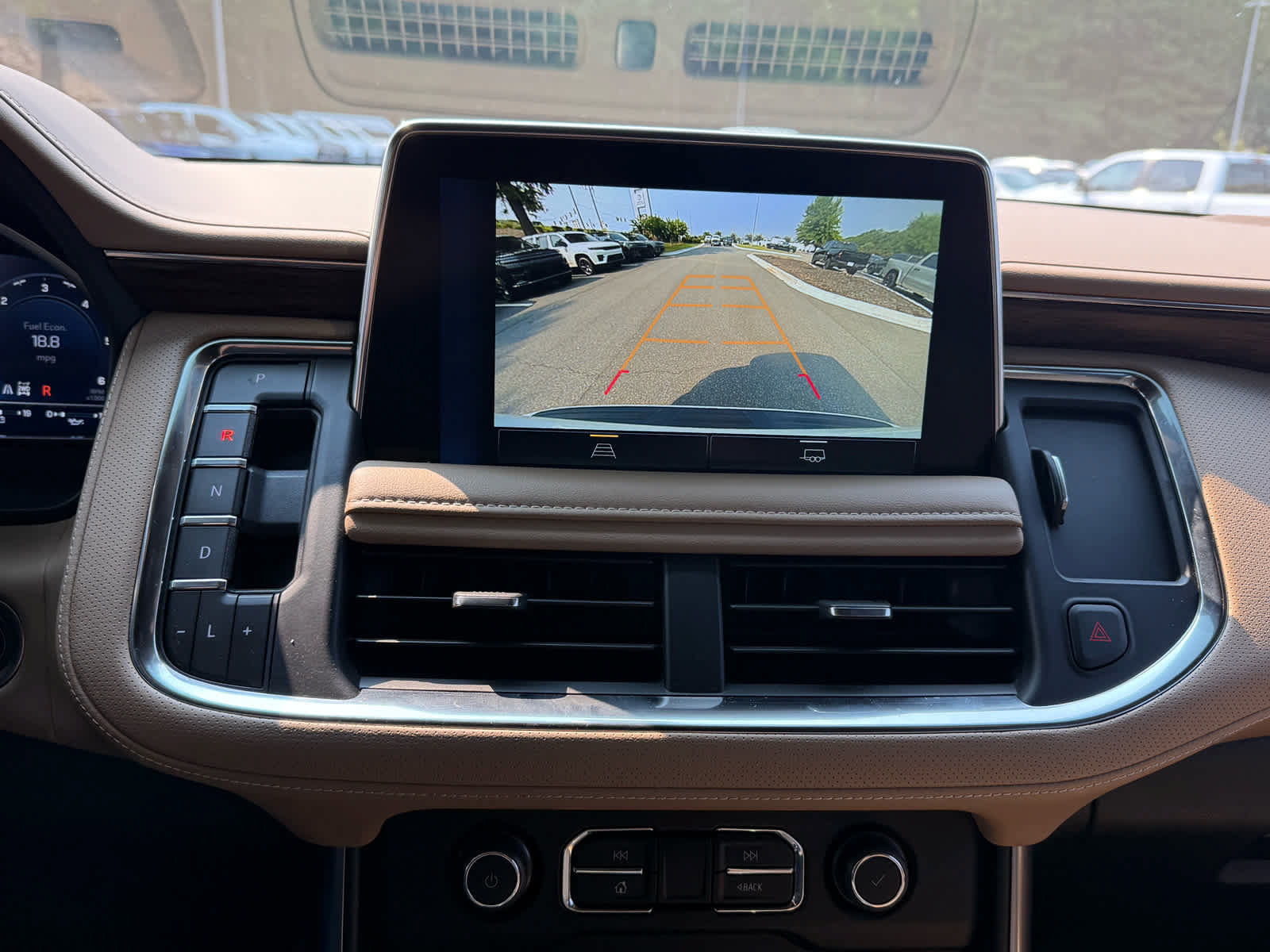 Used 2022 Chevrolet Tahoe Premier AWD/4WD image 20