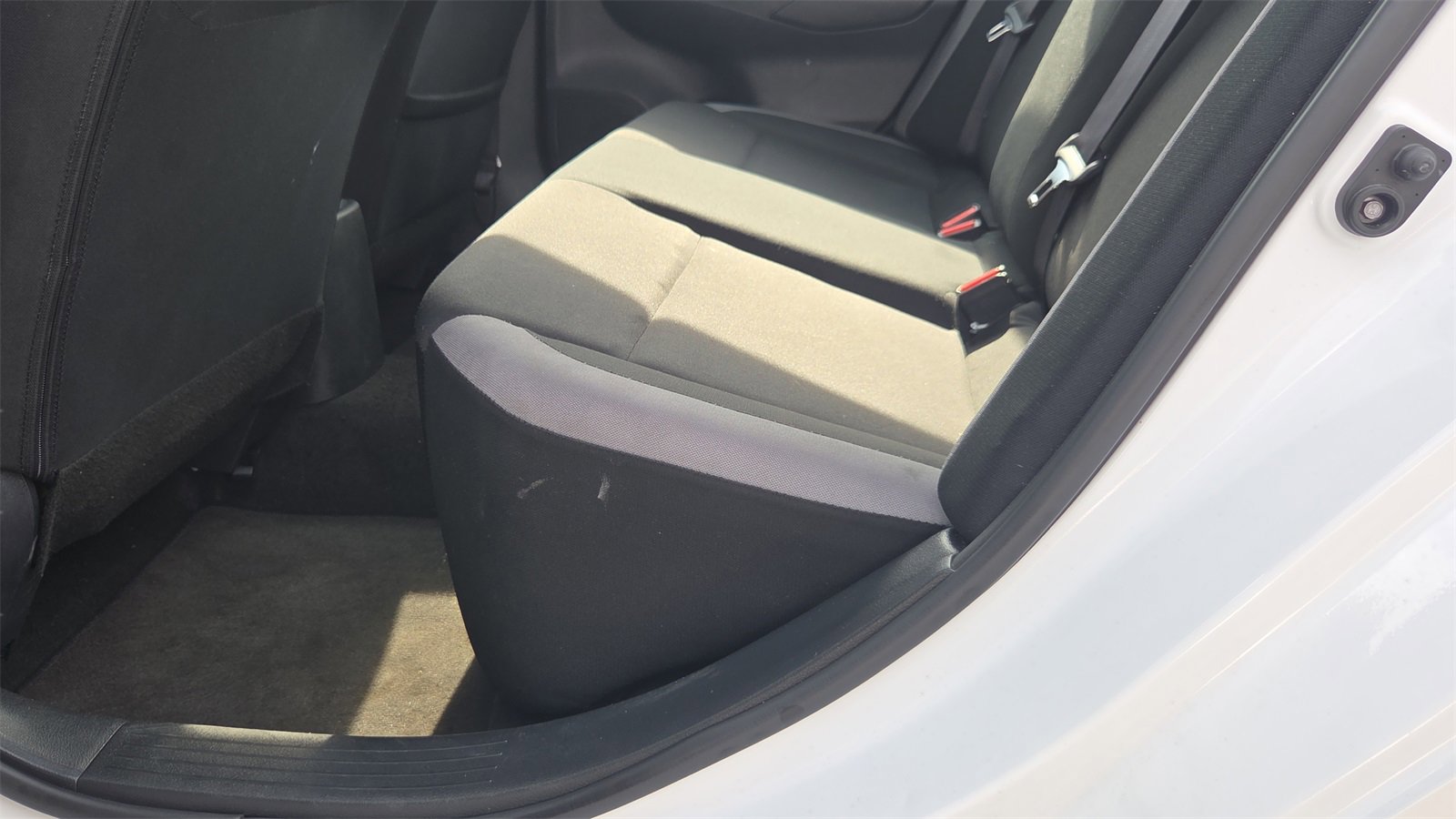 Used 2025 Nissan Versa S w/ S Plus Package image 19