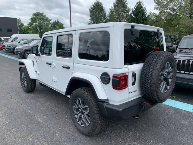 New 2026 Jeep Wrangler Unlimited Sahara w/ Safety Group AWD/4WD image 2