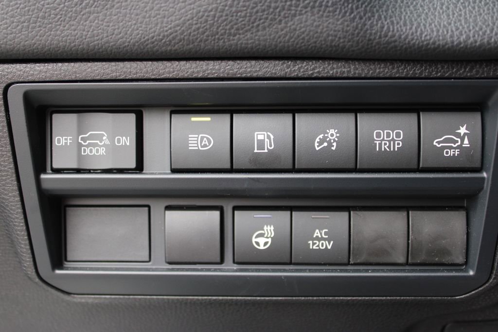 Used 2025 Toyota Sequoia Limited image 55