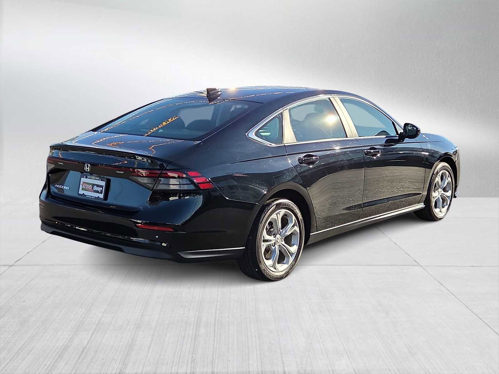 Used 2024 Honda Accord LX image 8