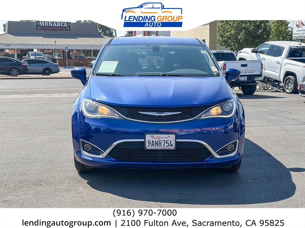 Used 2019 Chrysler Pacifica Touring Plus FWD image 6