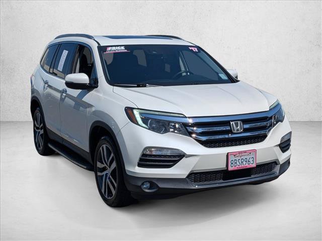 Used 2017 Honda Pilot Elite image 3