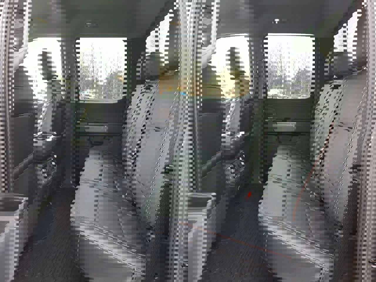 Used 2022 Ford F150 Lariat w/ FX4 Off-Road Package image 26