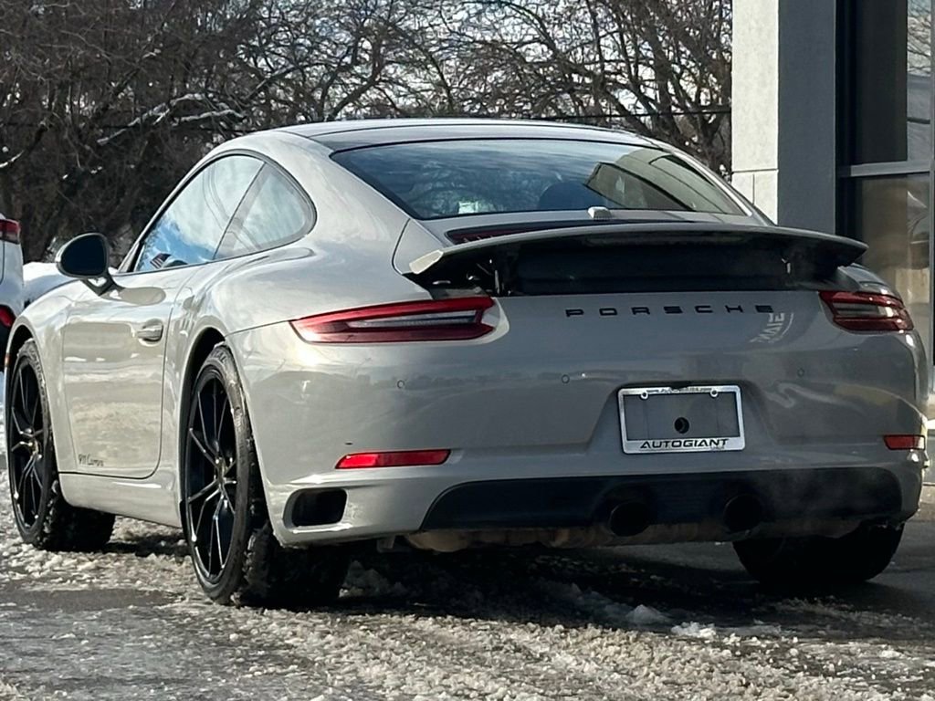 Used 2018 Porsche 911 Carrera image 8