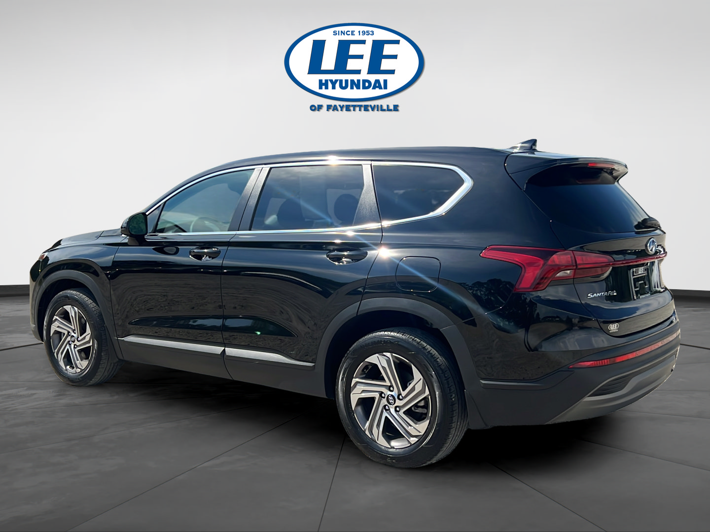Certified 2023 Hyundai Santa Fe SE FWD image 4