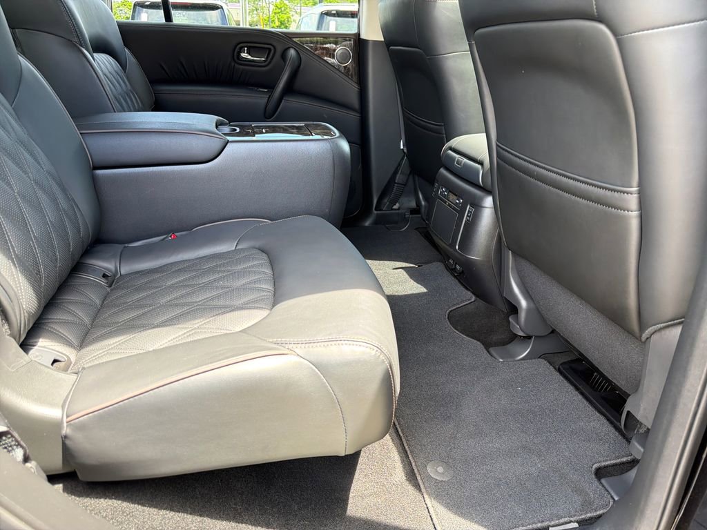 Used 2024 Nissan Armada Platinum w/ Captain's Chairs Package RWD image 50