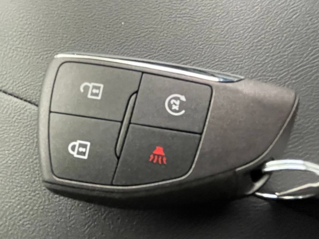 New 2027 GMC Terrain Elevation FWD image 31