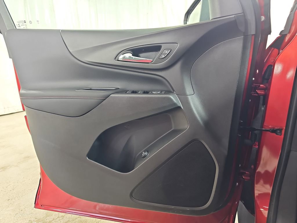 Certified 2023 Chevrolet Equinox RS image 32