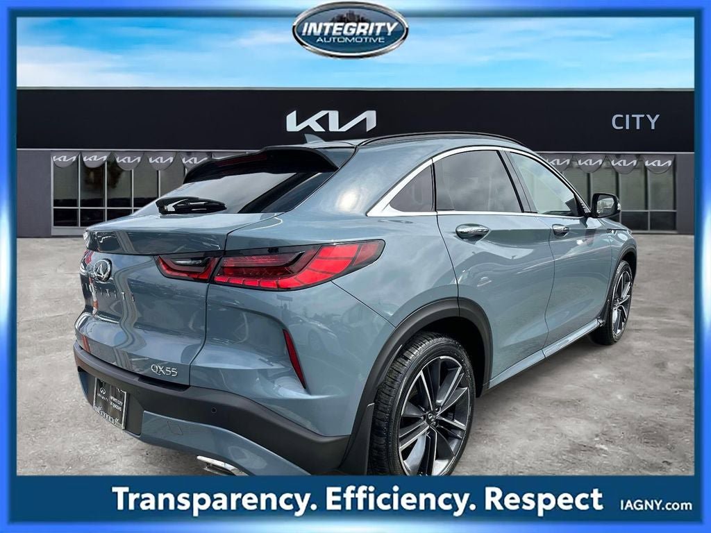 Used 2025 INFINITI QX55 Luxe w/ Cargo Package image 2
