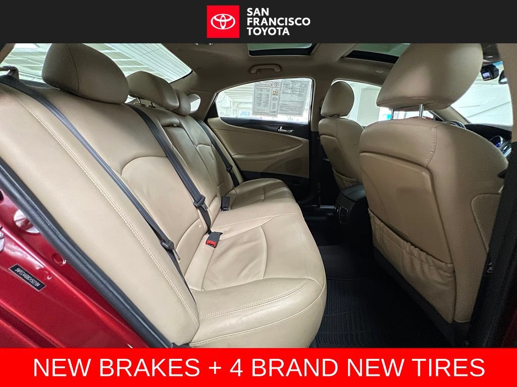 Used 2012 Hyundai Sonata Limited w/ Navigation Pkg FWD image 18