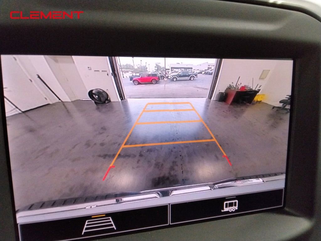 Used 2024 GMC Sierra 3500 Pro image 16