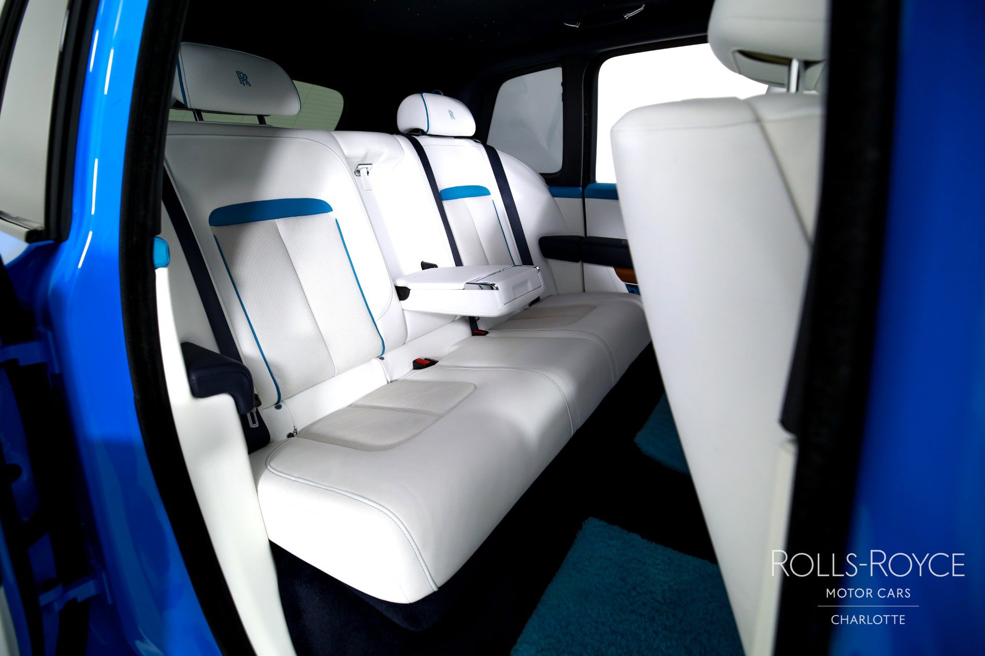 Used 2023 Rolls-Royce Cullinan image 28