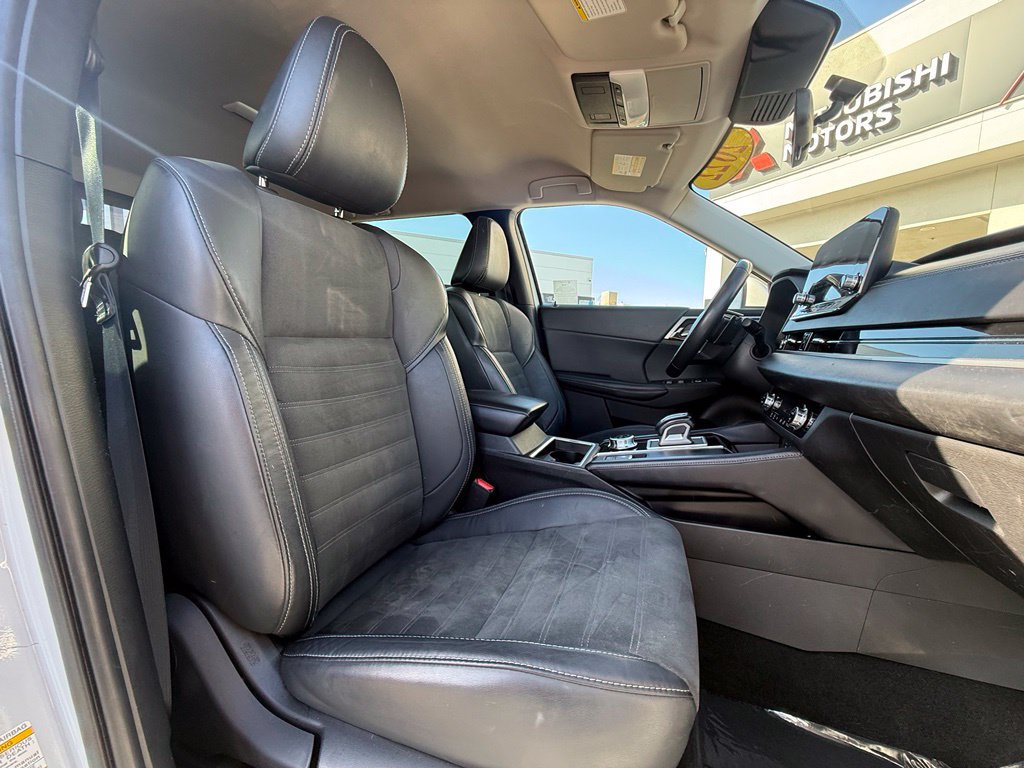 Used 2022 Mitsubishi Outlander SE FWD image 19