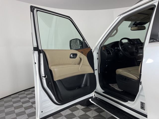 Used 2023 Nissan Armada SL image 16