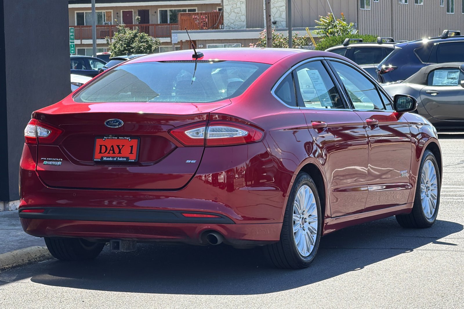 Used 2015 Ford Fusion Energi SE FWD image 5