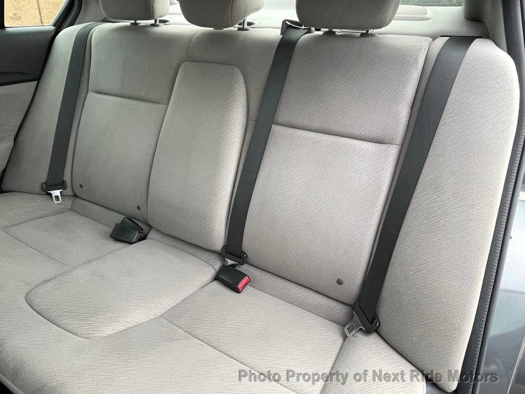 Used 2013 Honda Civic HF image 12