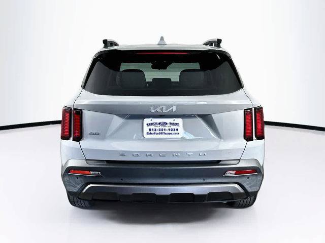 Used 2022 Kia Sorento S AWD/4WD image 5