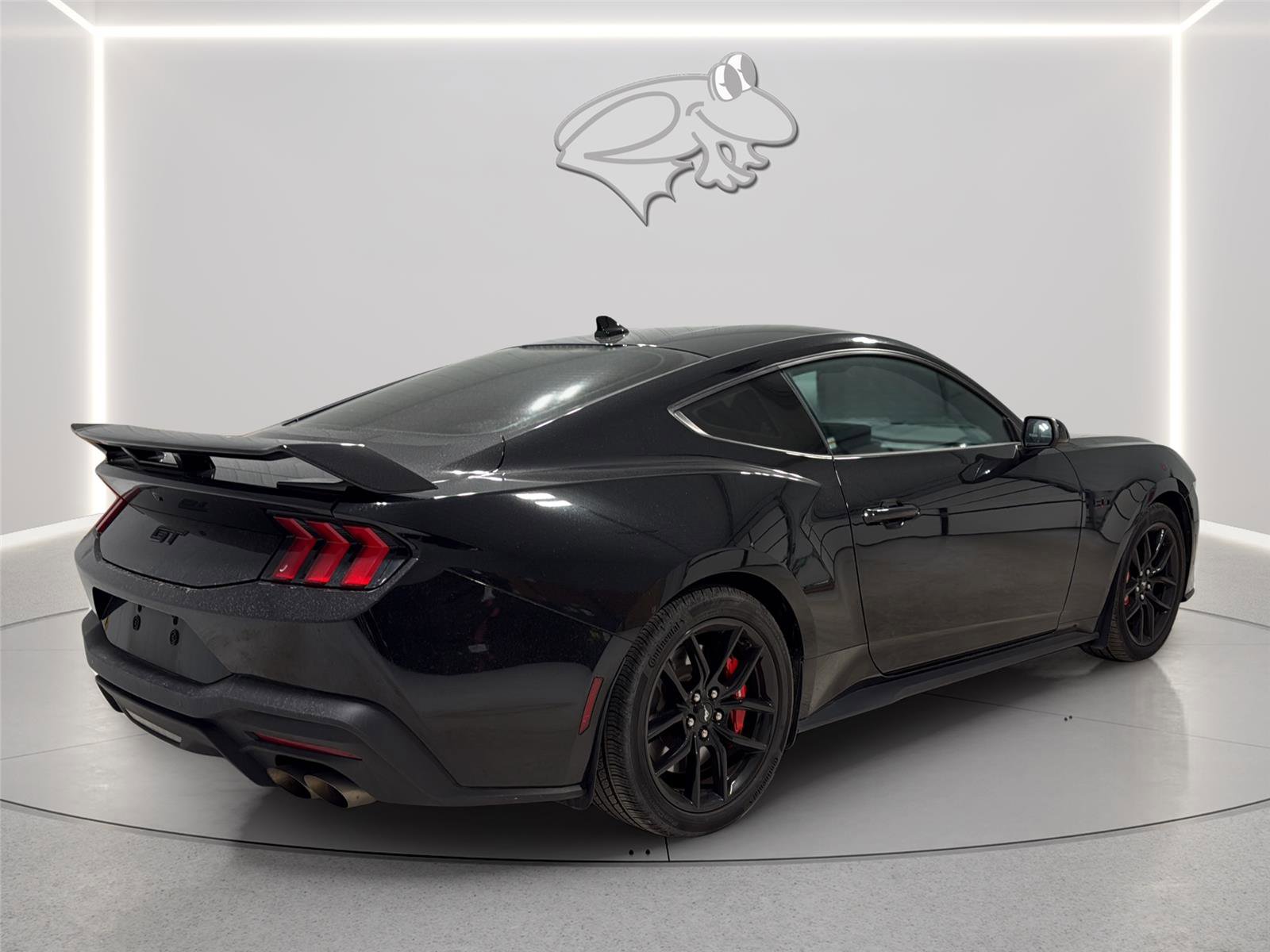 Used 2024 Ford Mustang GT RWD image 5