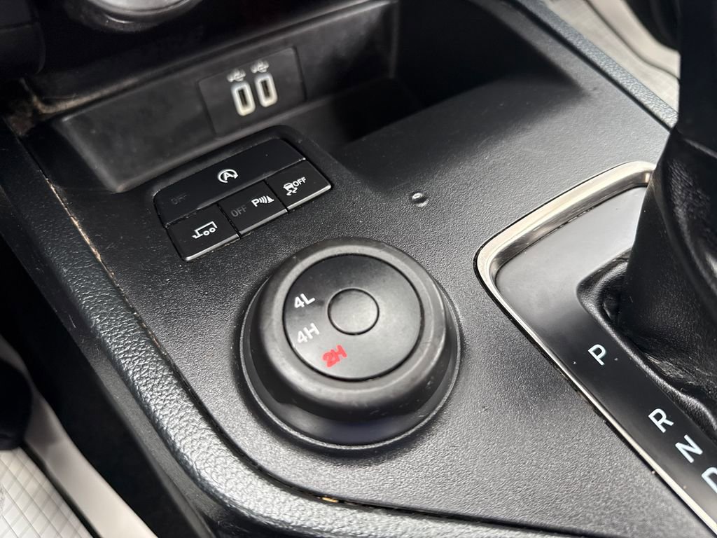 Used 2022 Ford Ranger Lariat w/ Equipment Group 501A High image 40