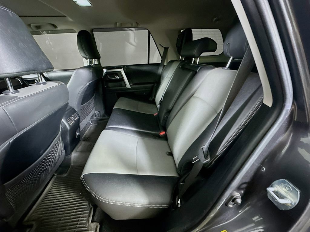 Used 2021 Toyota 4Runner SR5 Premium w/ Moonroof Package RWD image 14