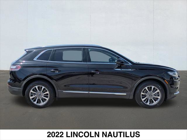 Certified 2022 Lincoln Nautilus FWD w/ Premium Package image 6