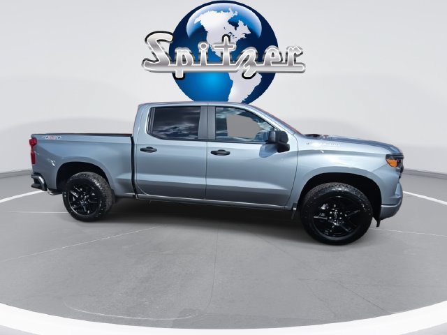 New 2026 Chevrolet Silverado 1500 Custom w/ Turbomax Blackout Package AWD/4WD image 4