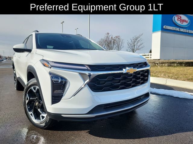 Used 2025 Chevrolet Trax LT w/ LT Convenience Package image 13