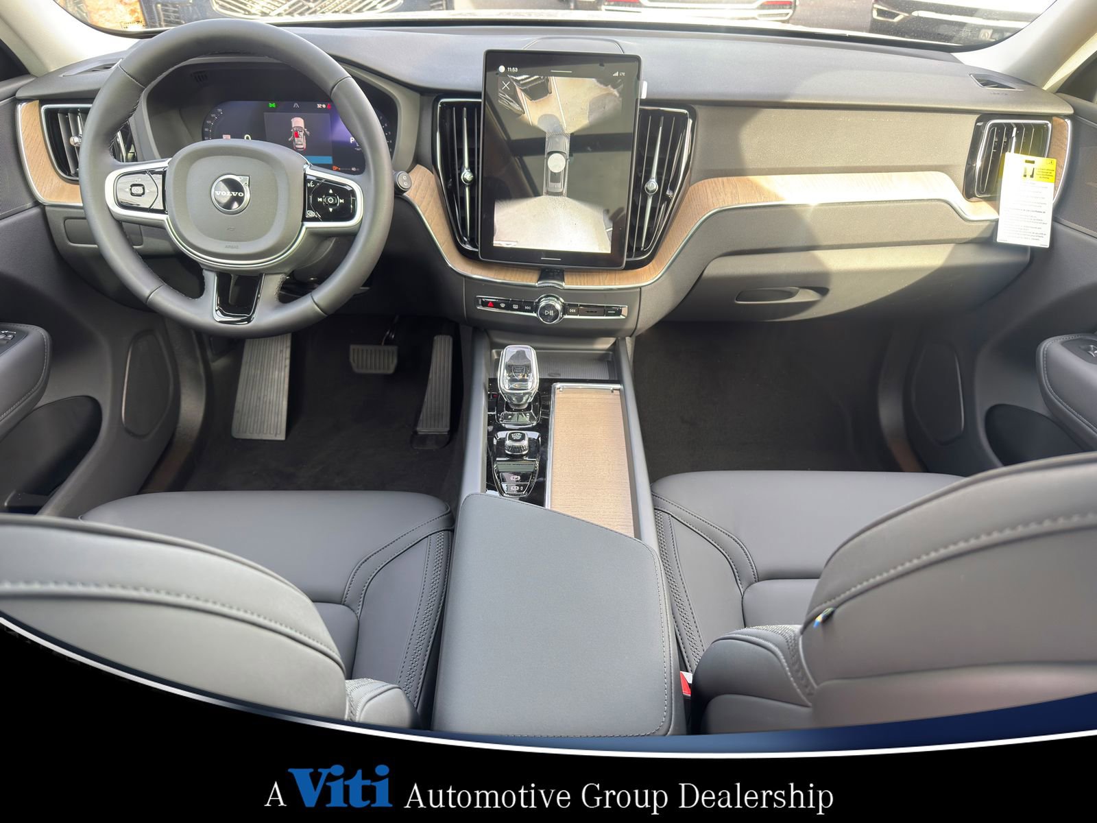 Used 2026 Volvo XC60 B5 Plus w/ Protection Package Premier image 2