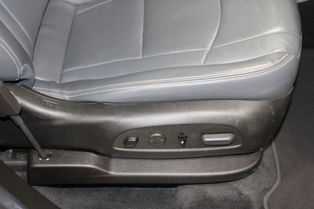 Used 2022 Buick Enclave Premium image 23