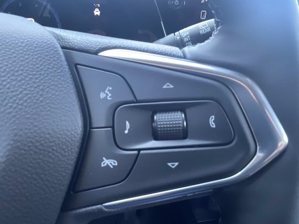 New 2026 Chevrolet Trax LT w/ Driver Confidence Package FWD image 26