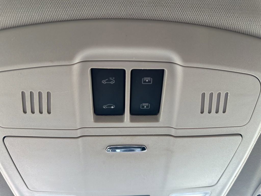 Used 2019 Buick Envision Essence AWD/4WD image 27