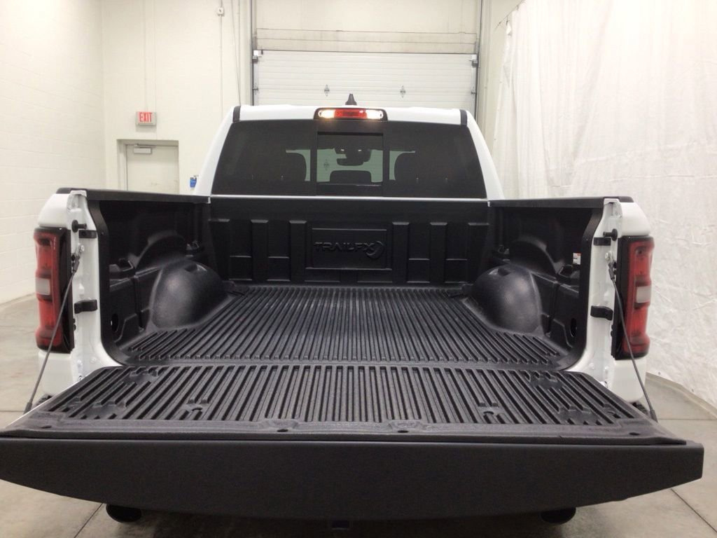 Used 2025 RAM 1500 Rebel image 30
