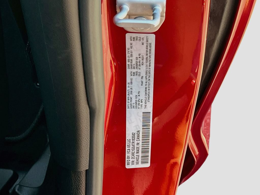 Certified 2026 Chrysler Pacifica Limited w/ S Appearance Package FWD image 33