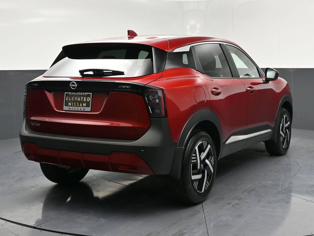 Used 2025 Nissan Kicks SV w/ Interior Electronics Package image 4