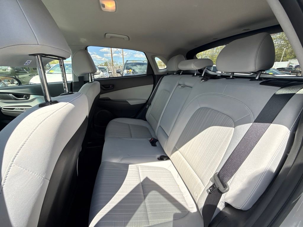 Used 2023 Hyundai Kona SEL w/ Cargo Package AWD/4WD image 11